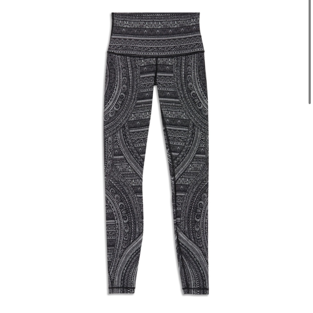 Lulu Lemon Athletica leggings